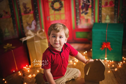 Red and Green Christmas Store Backdrop - Gatsby Backdrop